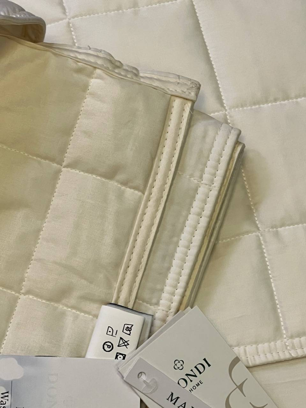 Покрывало 270х270 Dondi Botticelli Tortora молочно-белое