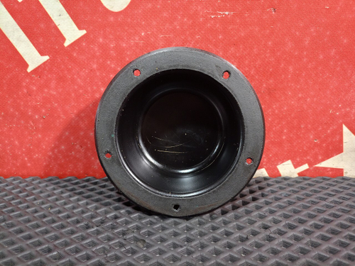 Крышка ступицы передней