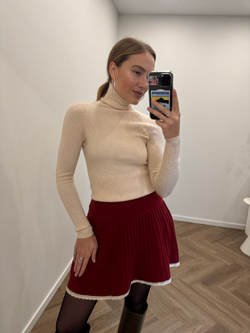 Юбка трикотажная плиссе красный