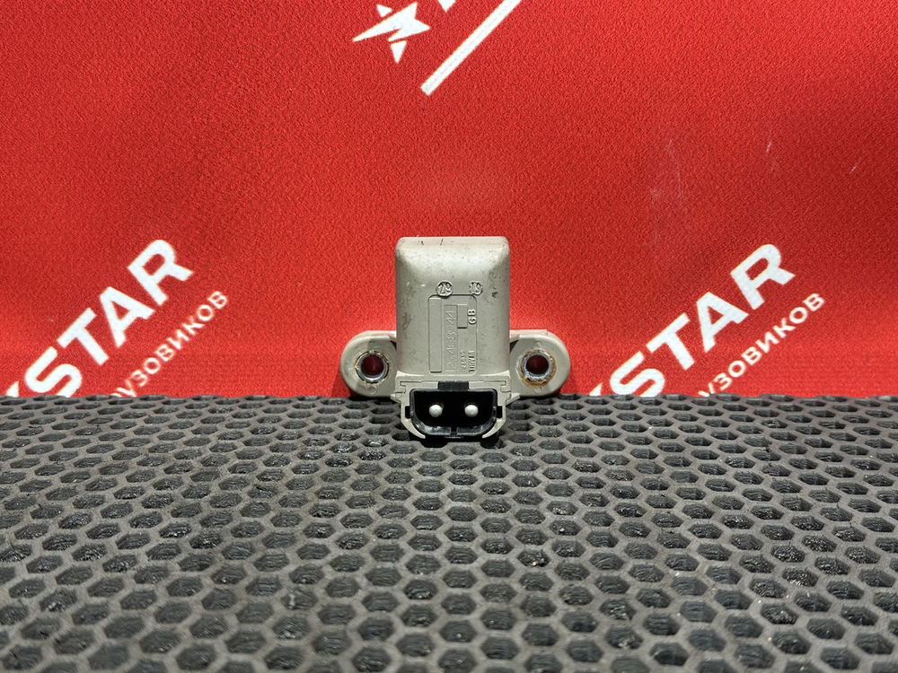 Датчик закрывания замка кабины