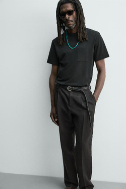 ZARA X AARON LEVINE ФУТБОЛКА С КАРМАНОМ, ЧЕРНЫЙ