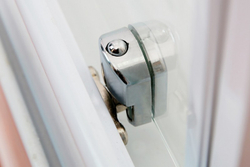 Душевая кабина Esbano (Эсбано) EST-100CR, с низким поддоном, 100х100х210