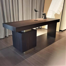 Стол письменный Carson M