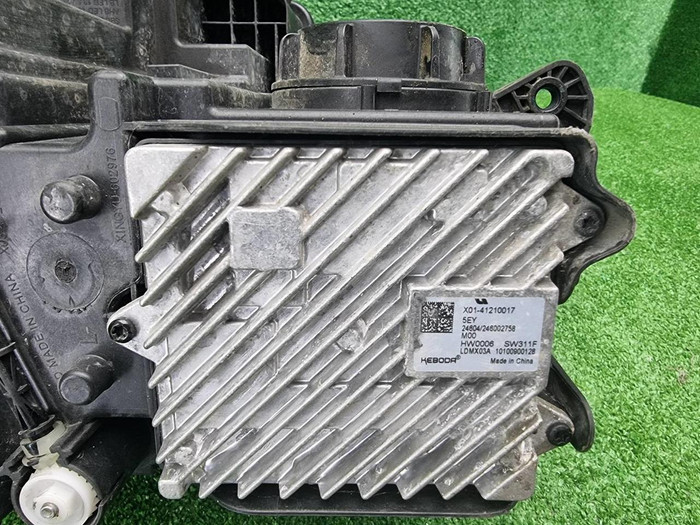 Фара левая Lixiang L7 (2023-н.в.) LED