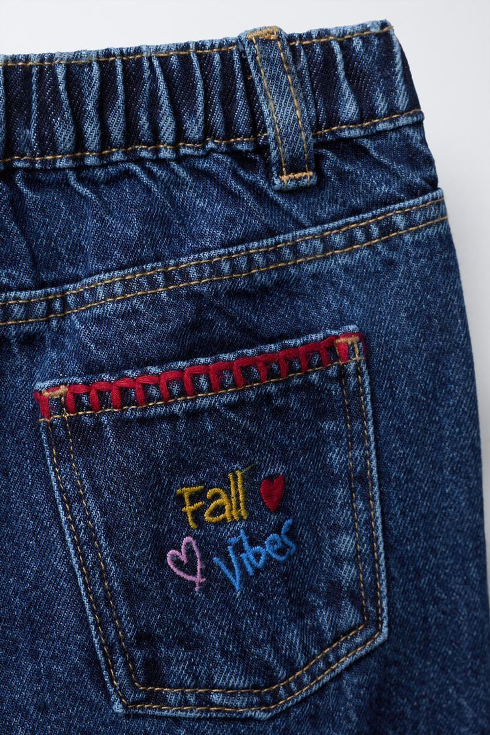 ZARA ДЖИНСЫ BAGGY С КОНТРАСТНОЙ ВЫШИВКОЙ, СИНИЙ