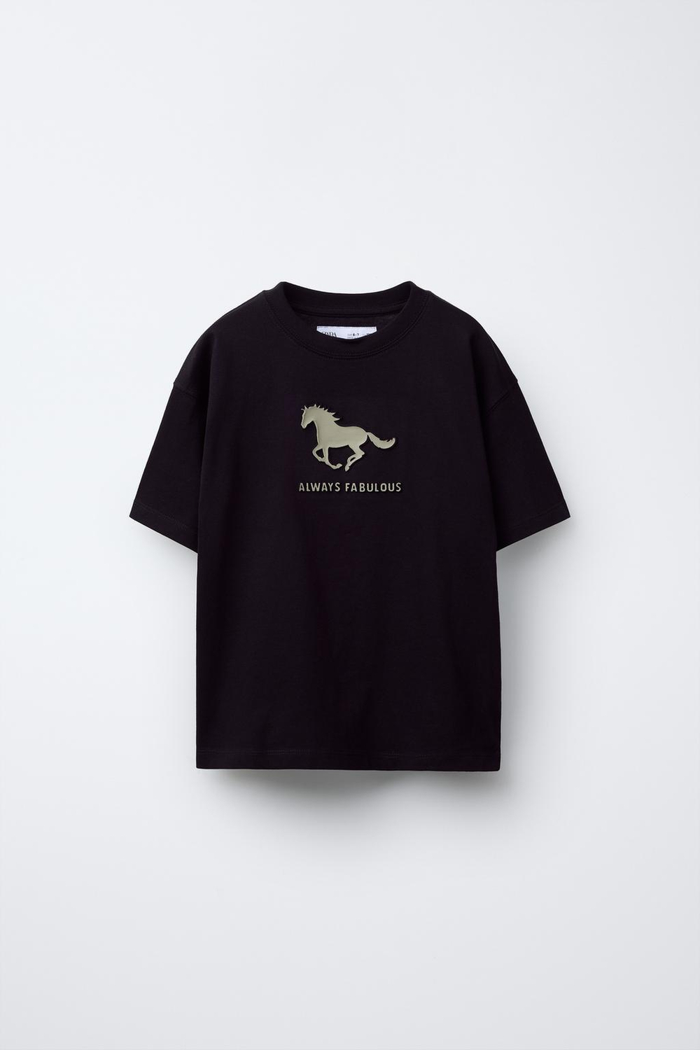 ZARA ФУТБОЛКА С РЕЛЬЕФНЫМ ПРИНТОМ, ЧЕРНЫЙ