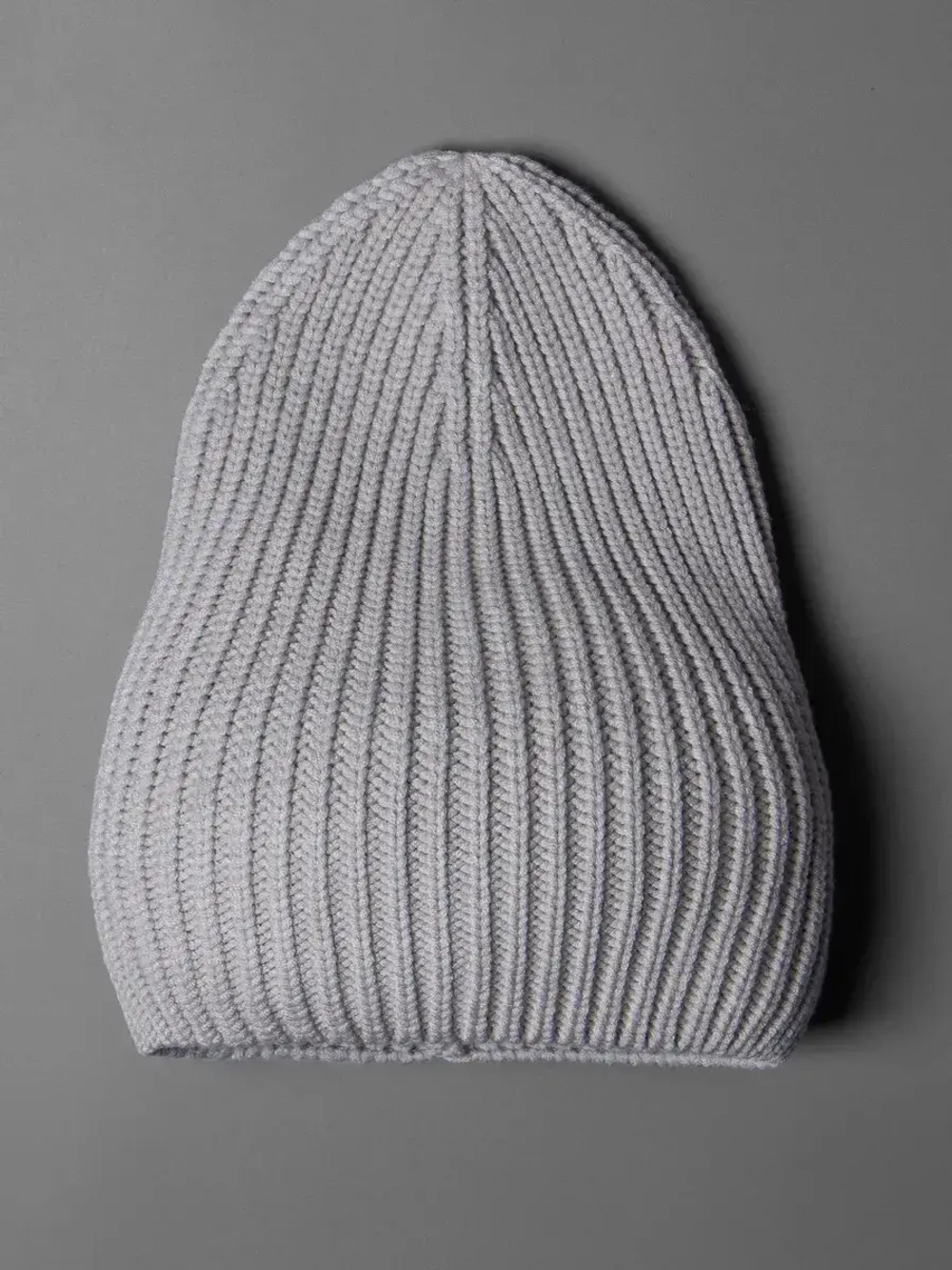 Шапка вязаная женская на осень