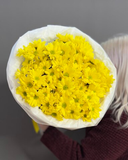 Букет с 7 кустовыми хризантемами сорта "Kennedy Yellow"