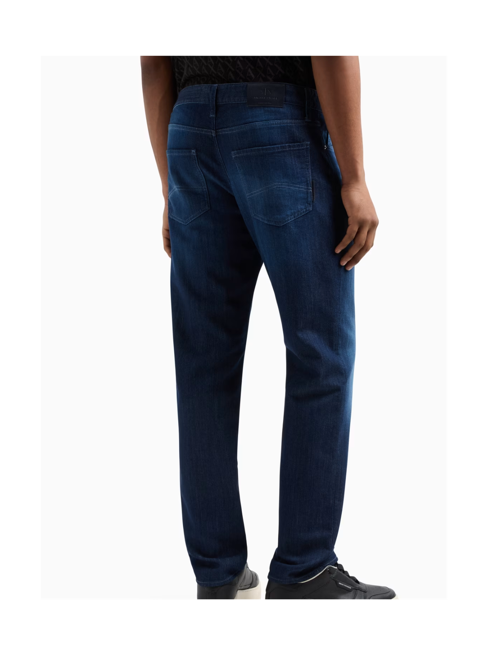 Джинсы Armani Exchange