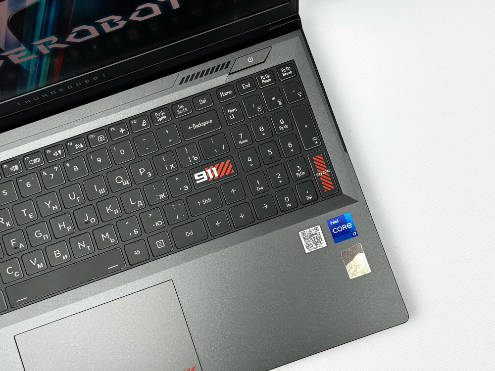 Новый игровой ноутбук Thunderobot i7-13700HX / RTX 4070 8GB / 16GB / 512GB / 2.5K / 165Hz / Win11 / Русско-Английская клавиатура