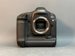 Canon EOS 1D Mark II 49.357 Кадров