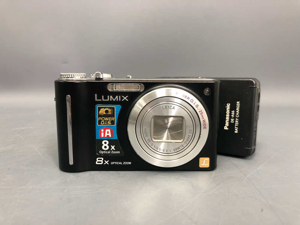 Panasonic Lumix DMC-ZX1