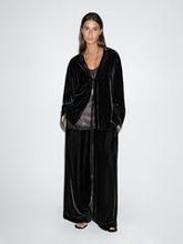 MASSIMO DUTTI - VELVET SIGNATURE