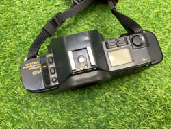 Canon T70