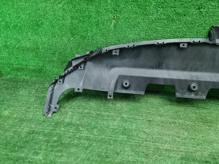 Юбка переднего бампера Hongqi HS3 (2023-н.в.)