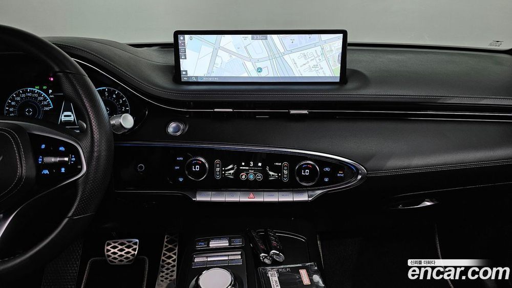 Genesis GV70 2.5T Бензин 2WD (06.2021)