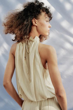ZARA ТОП С ГОРЛОВИНОЙ ХАЛТЕР И БУСИНАМИ, ЭКРЮ