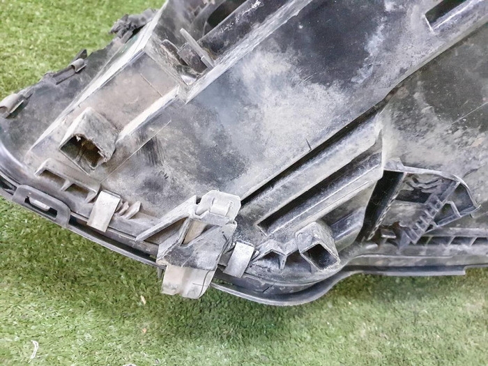 Битая Фара правая Mercedes S W222 (2013-2017) LED