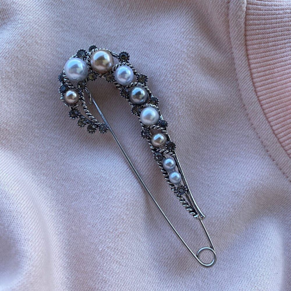 Брошь-булавка Брошь-булавка