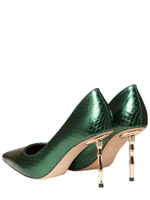 Женские туфли рептилия зелёные на бамбуковом каблуке