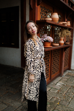 Рубашка "Бежево-Черный принт"