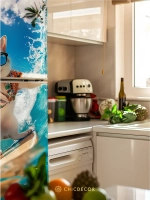 Наклейка интерьерная на холодильник Кот на сапе