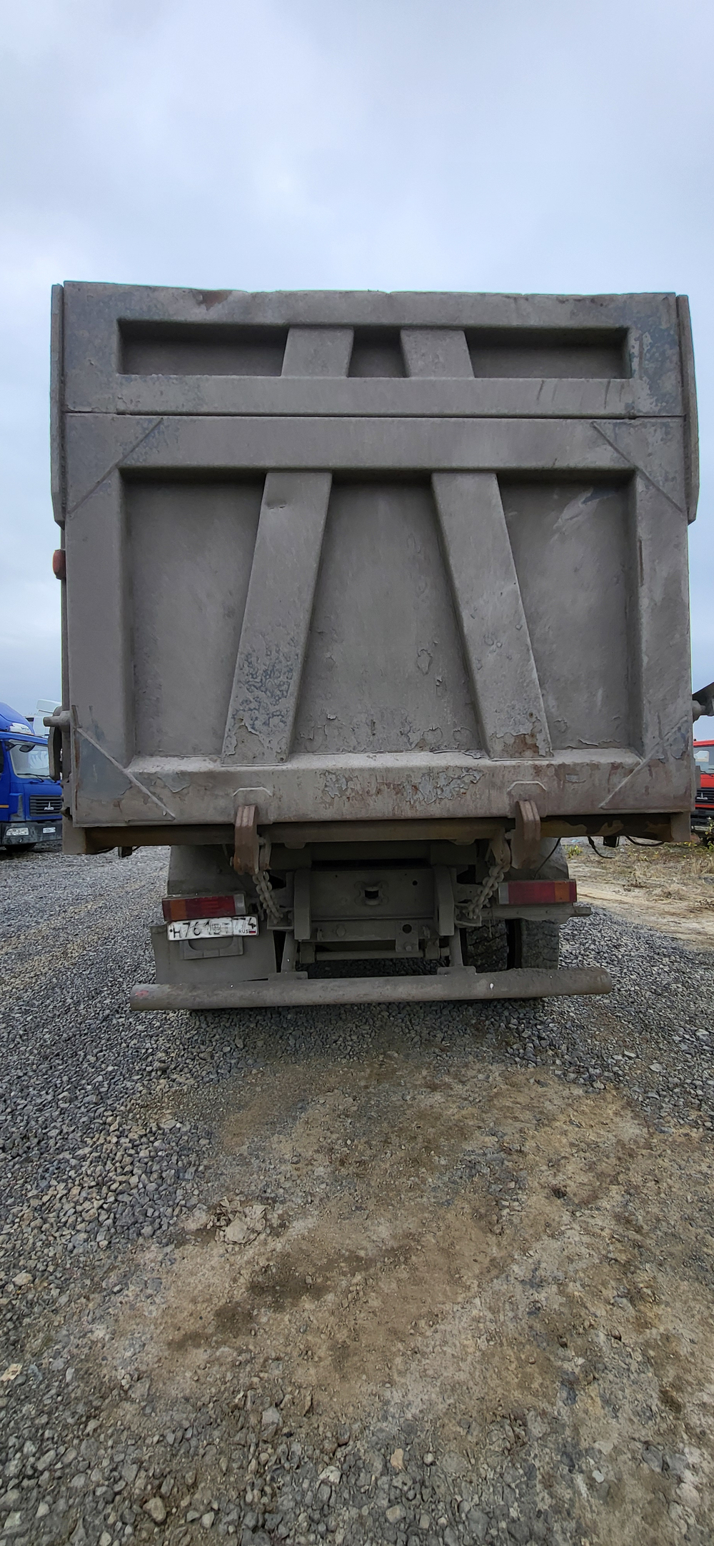 Shacman (Shaanxi) SX* 8x4 Самосвал SX33186V366 (Дизельный, 11,6 л, 423 л.с., МТ)