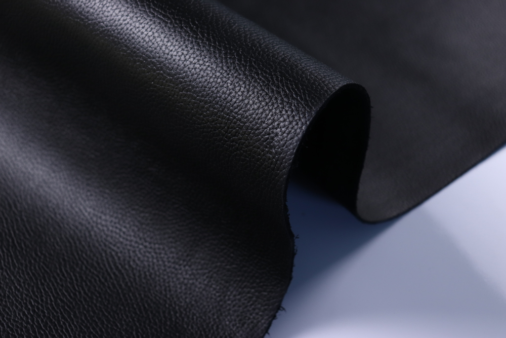 1,8-2,0 Кожа Восток Черный