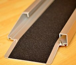 Пандус 3-х секционный алюминиевый CF01-7132А (275см)