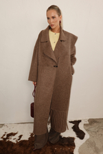 Пальто двустороннее оверсайз с шарфом