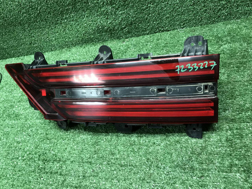 Фонарь правый внутренний Genesis GV70 (2020-н.в.)
