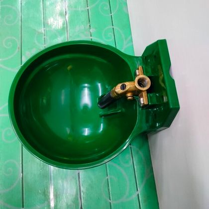 Поилка для МРС и КРС 4 л