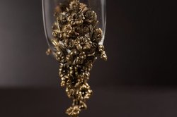 Бокал для шампанского «Цветок» в подарочном футляре