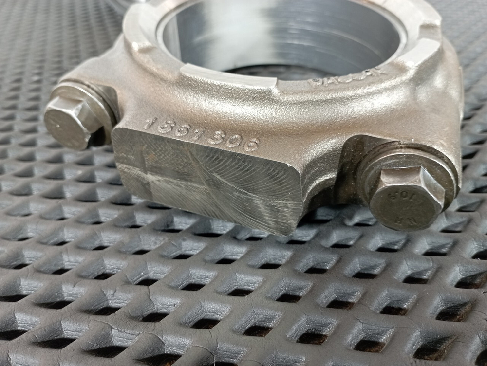 Поршень с шатуном