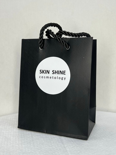 Бумажный пакет с логотипом SKIN SHINE