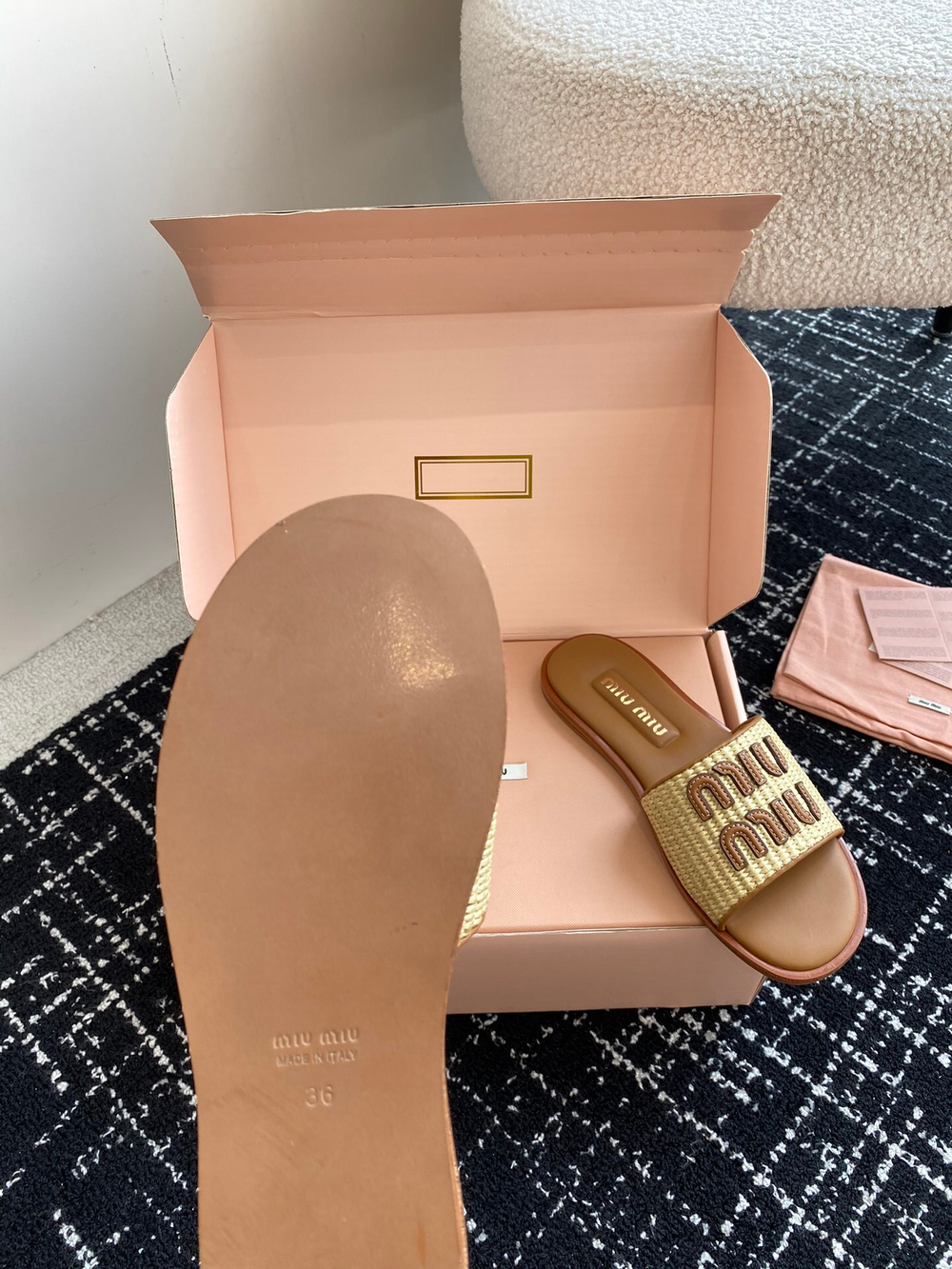 Miu Miu Slide (2 colors)