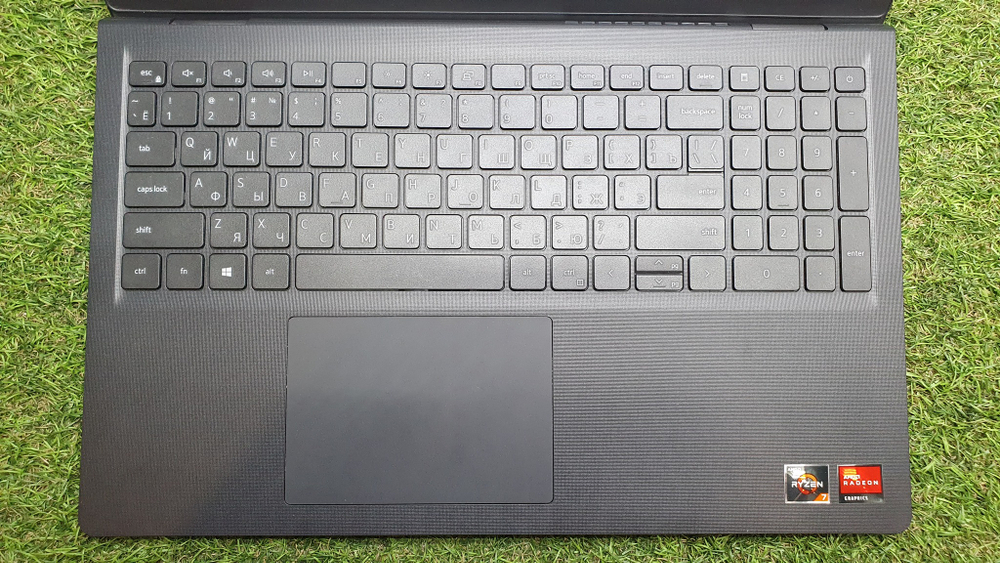 Ноутбук Dell Ryzen 7/16Gb/FHD/Vostro 3515 3515-5586/Windows 10