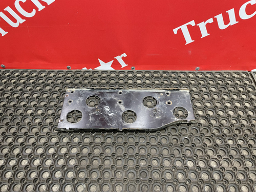 Кронштейн инструментального ящика правого