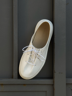 HANZ white Nappa Sample