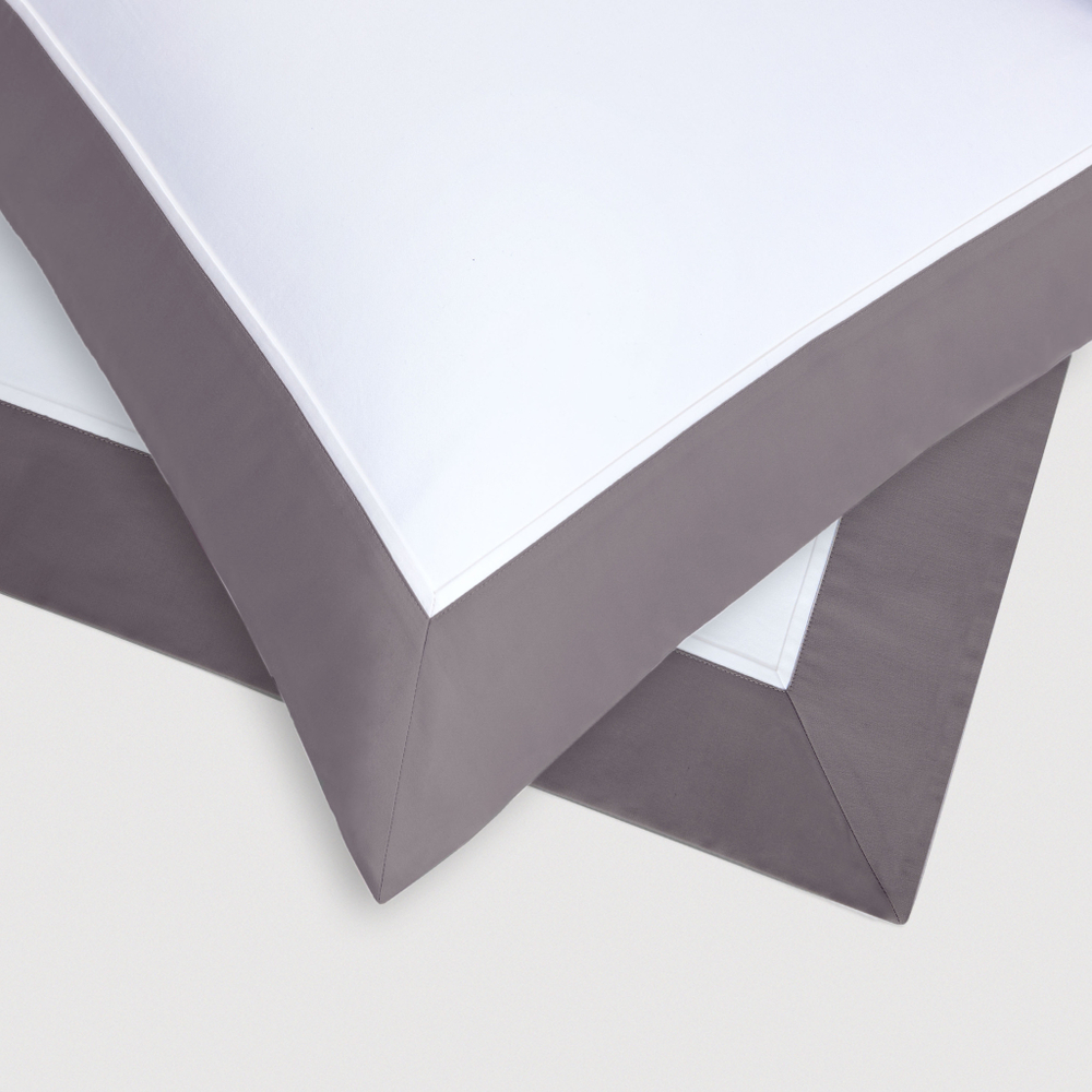 Постельное белье cемейное Сlaire&Caroll Frame белое с темно-серым