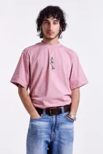 Футболка Гербарий Клевер пудра