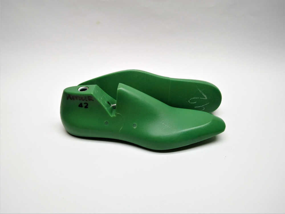 Колодки мужские артикул AMUR