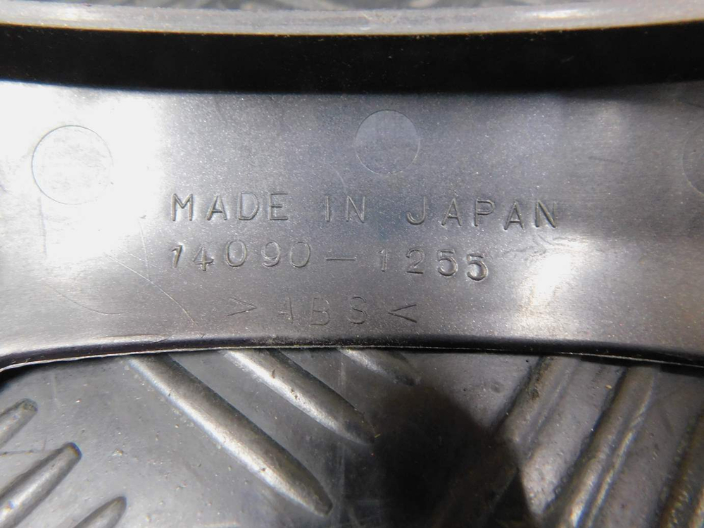Пластик задний Kawasaki ZZR 400 98 14090-1255 052996