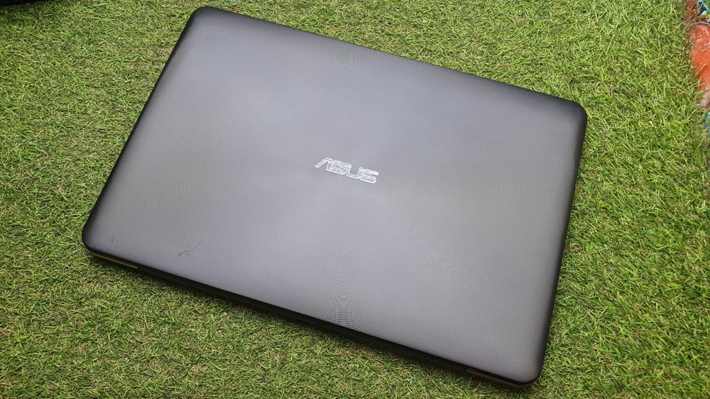 Ноутбук ASUS i3/4Gb/840M 2GB