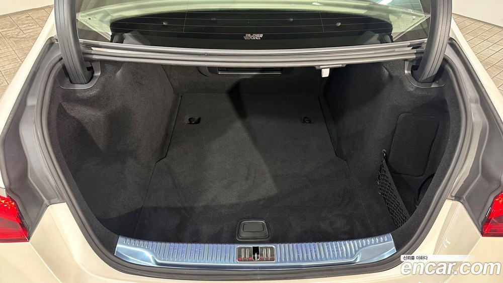 Mercedes-Benz S-Class W223 S450L 4MATIC (09.2023)