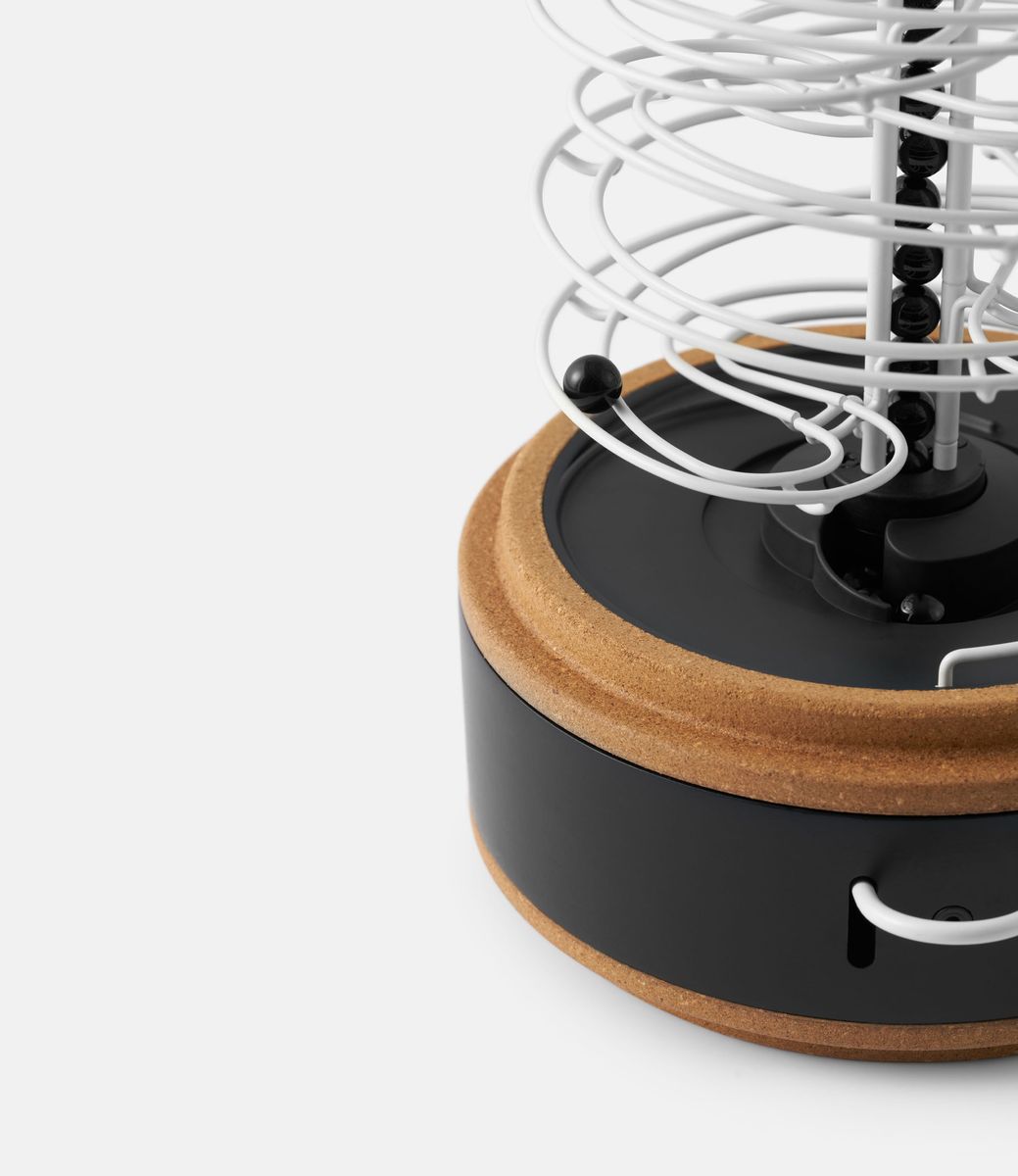 Marbolous Studio Marbolous Electroll White — кинетический арт-объект с датчиком