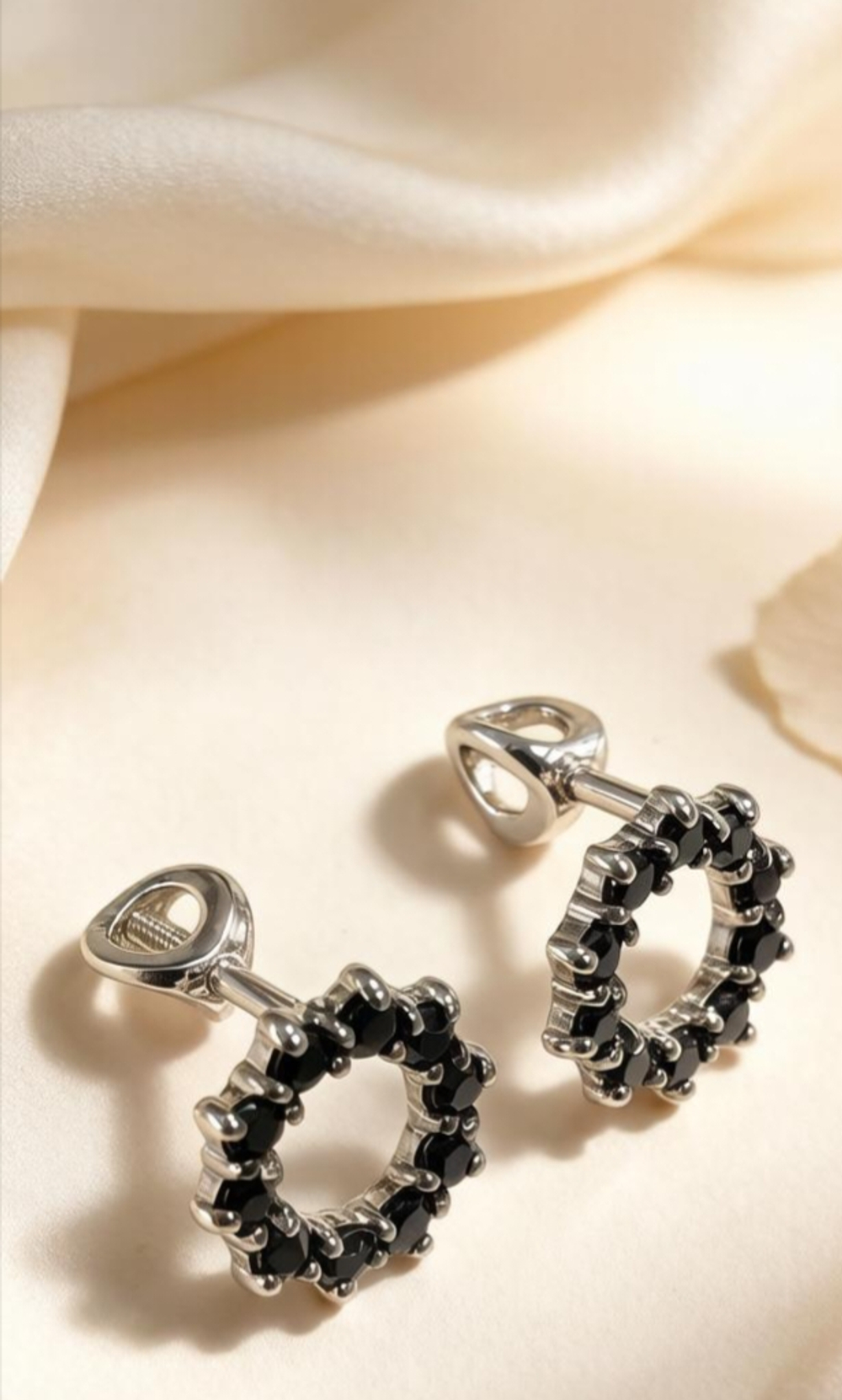 Ювелирные серьги из серебра 925 пробы