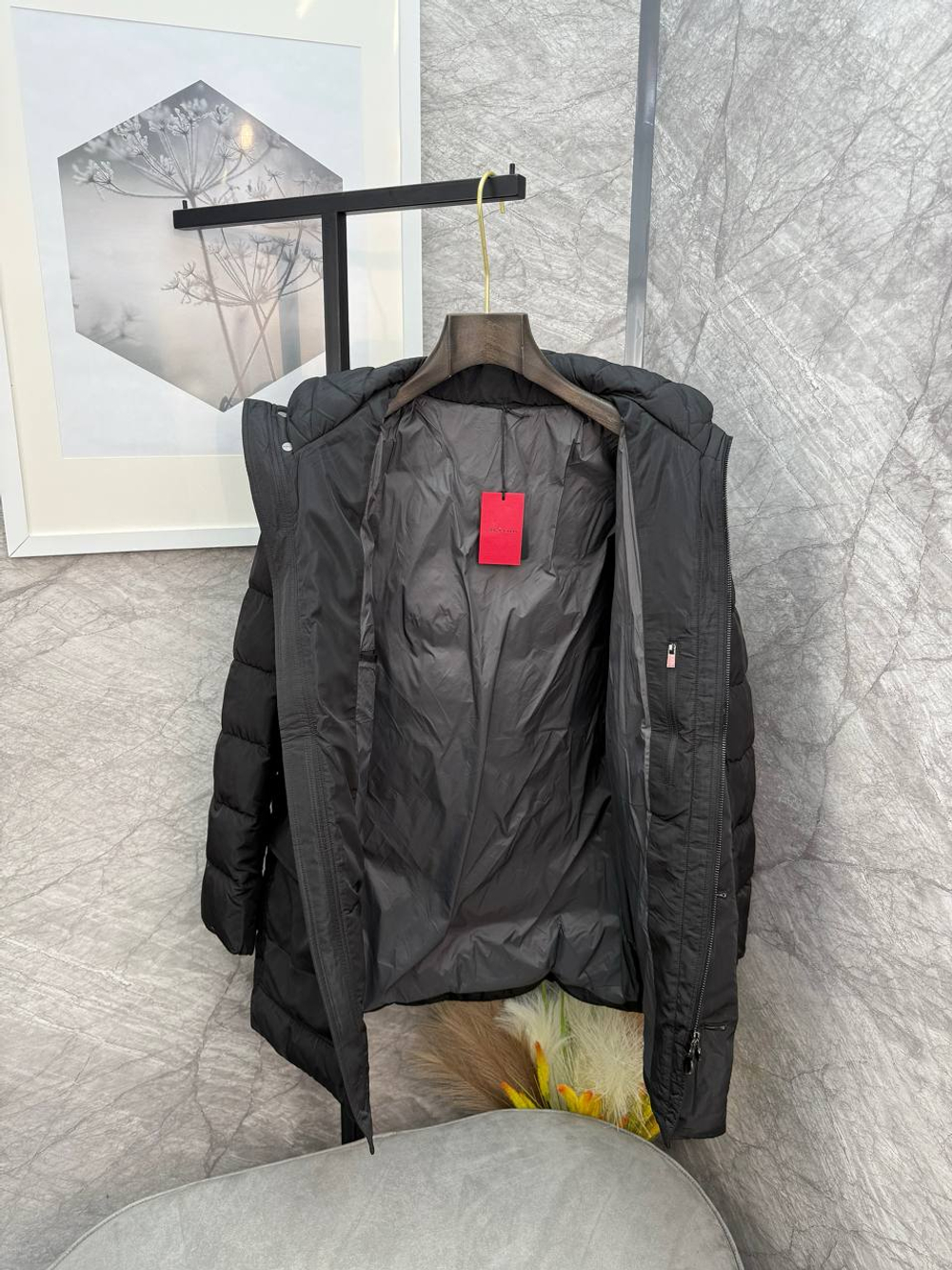 Пуховик Kiton