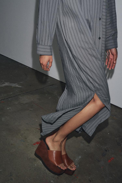 ZARA ПЛАТЬЕ-РУБАШКА В ПОЛОСКУ — ZW COLLECTION, АНТРАЦИТОВО-СЕРЫЙ