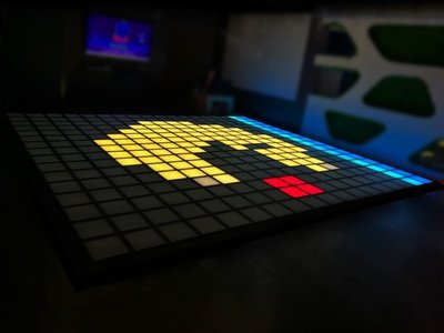 Интерактивный светодиодный пол "Арена Pixel battle"